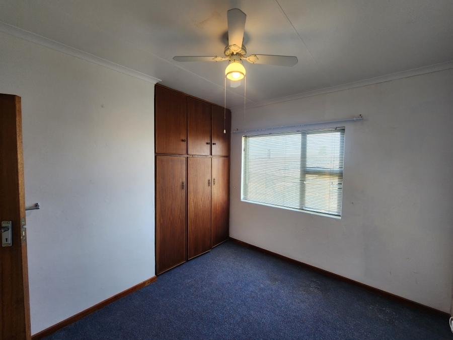 4 Bedroom Property for Sale in Dana Bay Western Cape